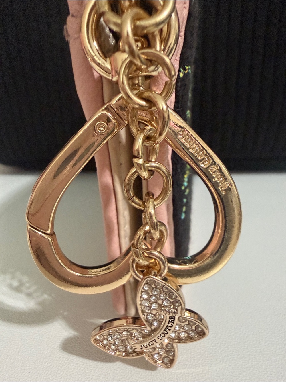 Juicy Couture Black and Pink Makeup Brush & Accessory Gift Basket - Picture 4 of 11
